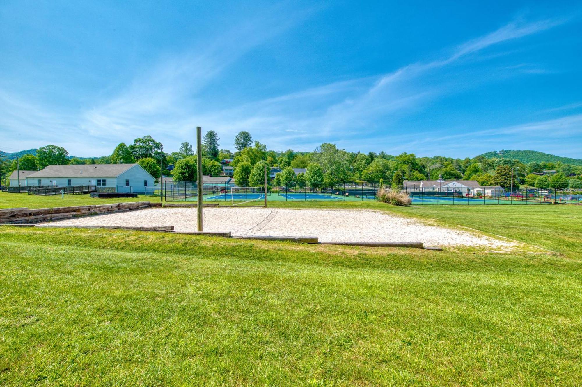 Villa Mountain Peace Lake Junaluska Exterior foto
